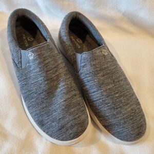 Merinos Classic Slip On Shoes Womens Size 8 Gray Merino Wool